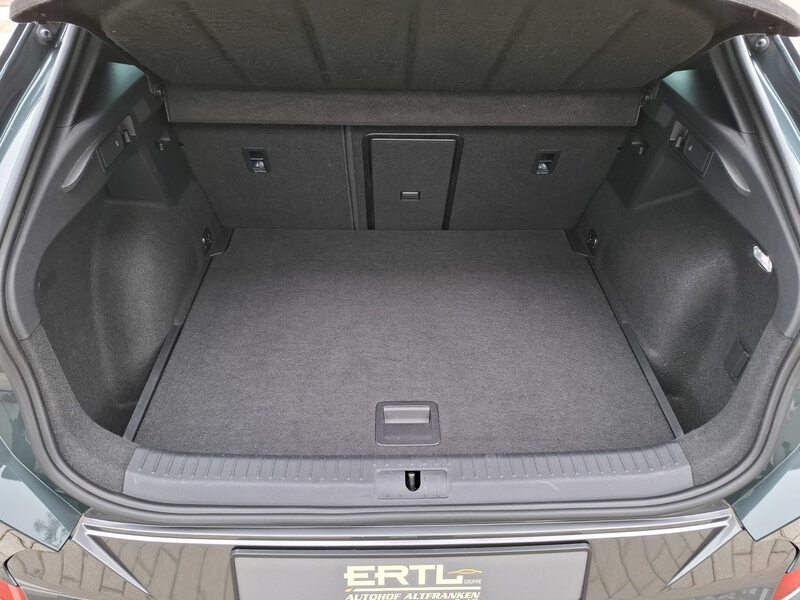 Fahrzeugabbildung Formentor VZ 2.0 TSI 4Drive (310 PS) 7-Gang-DSG Bild 9 von 49