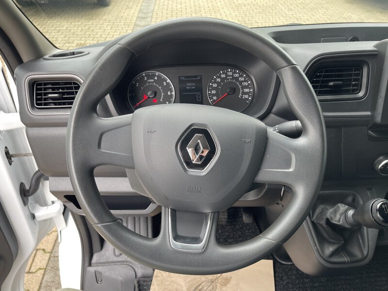 Fahrzeugabbildung Master Kasten L2H2 3,5t Blue dCi 135 PS FWD Bild 26 von 33
