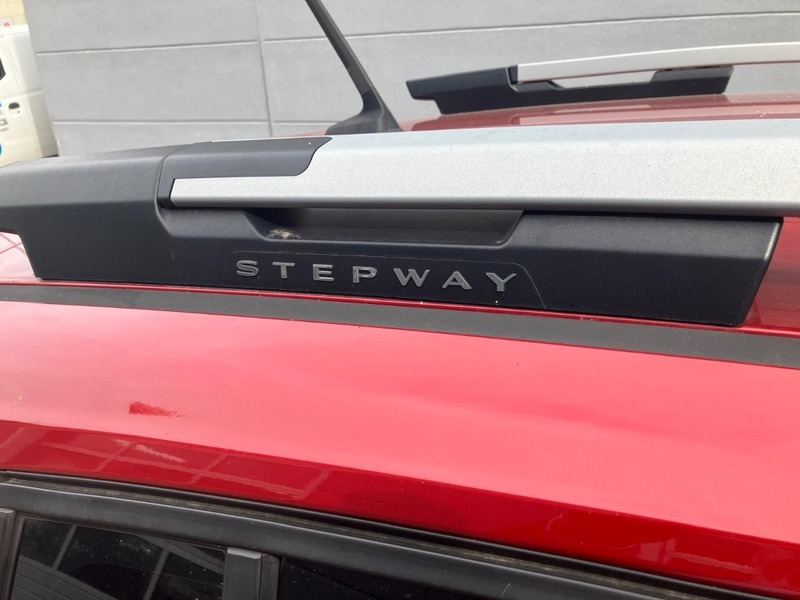 Fahrzeugabbildung Sandero III (10.2020->) Stepway Comfort Bild 13 von 20