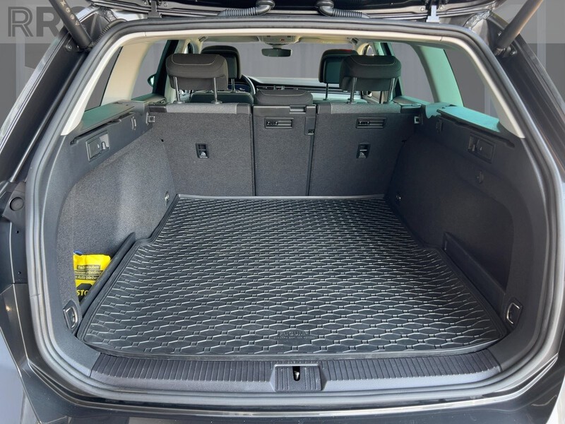 VW Passat Variant