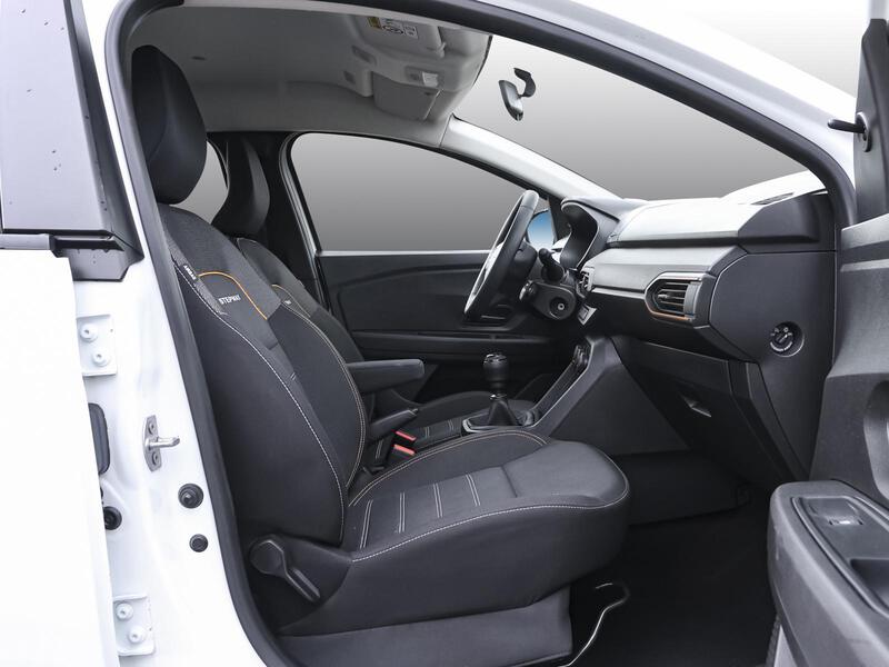 Fahrzeugabbildung Sandero USB BT GJR ZV Bild 3 von 15