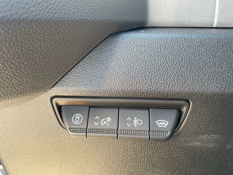 Fahrzeugabbildung Master +Klima+ Bild 26 von 46