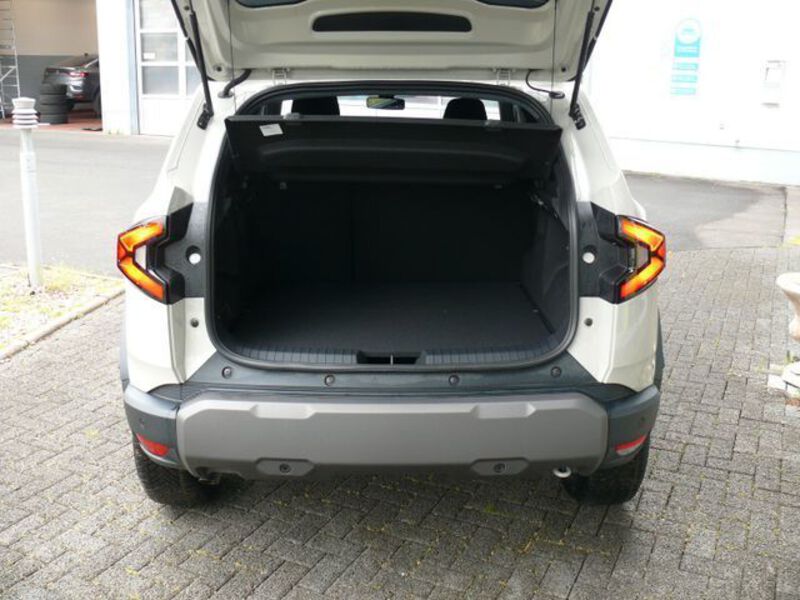 Fahrzeugabbildung Duster DUSTER Journey mild hybrid 1 Bild 18 von 30