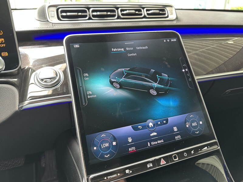 Mercedes-Benz S 400