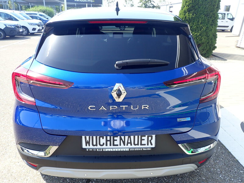 Fahrzeugabbildung Captur Initiale Paris E-TECH Plug-In 160 Bild 5 von 18