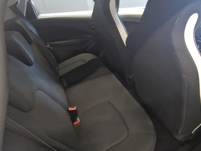 Fahrzeugabbildung Zoe Z.E.50 Entry Klima Tempomat DAB+ Bild 8 von 16