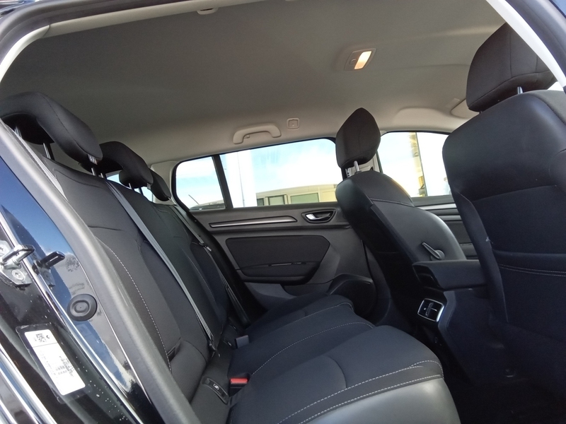 Fahrzeugabbildung Megane Grandtour Business Edition Bild 12 von 13