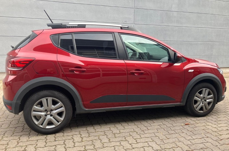 Fahrzeugabbildung Sandero III (10.2020->) Stepway Comfort Bild 8 von 20