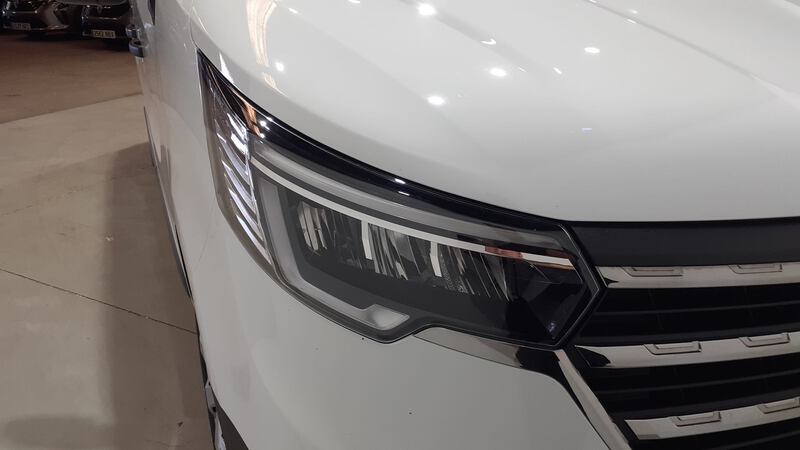 Renault Trafic Combi