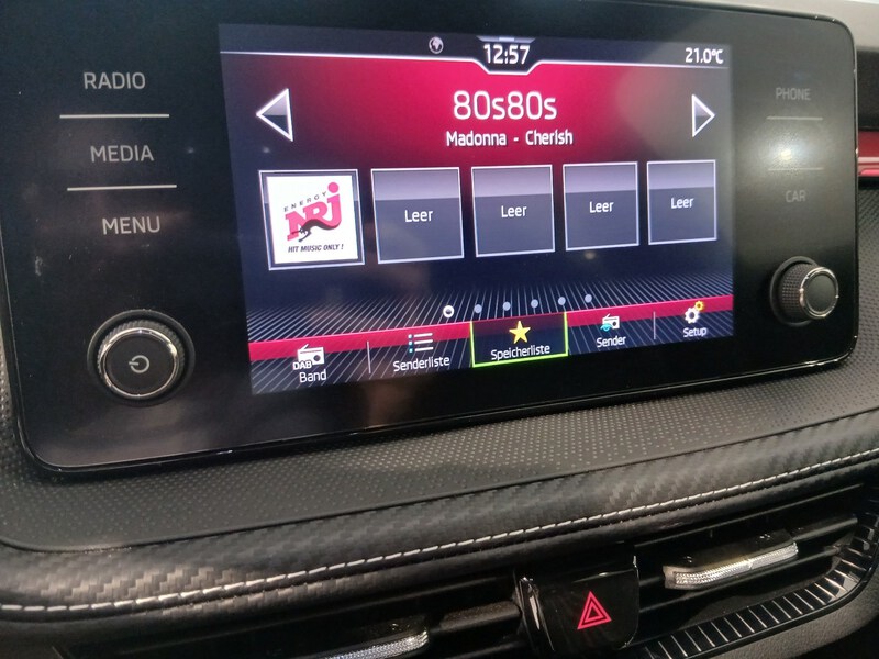 Fahrzeugabbildung Fabia 1.0 TSI Monte Carlo OPF Bild 29 von 47
