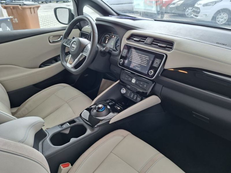 NISSAN Leaf 0 — imagine 13