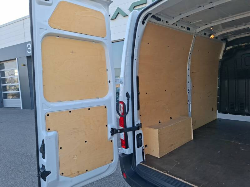 Renault Master III