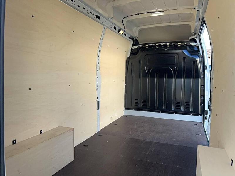 Renault Master III