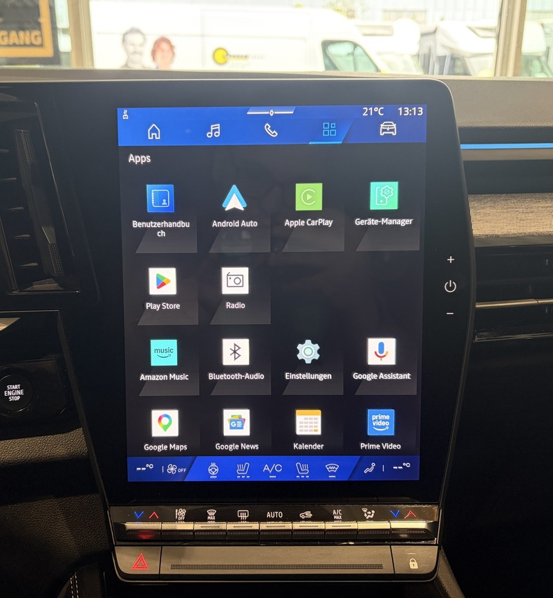 Fahrzeugabbildung Austral Techno Full Hybrid 200 PS Bild 12 von 50