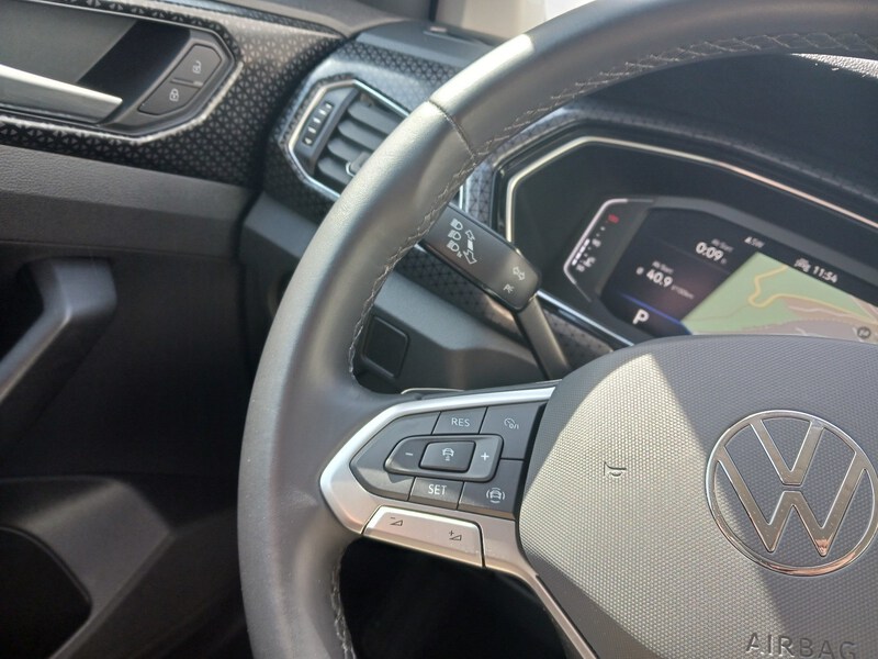 Fahrzeugabbildung T-Cross Style 1.0 TSI DSG Start&Stop *AUTOMATIK* Bild 16 von 30