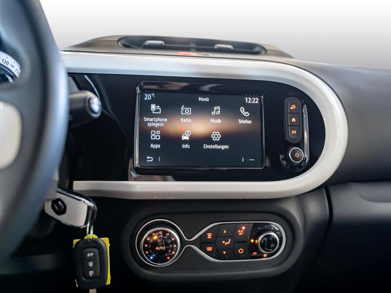 Fahrzeugabbildung Twingo Kamera+AppleCarPlay Bild 6 von 15