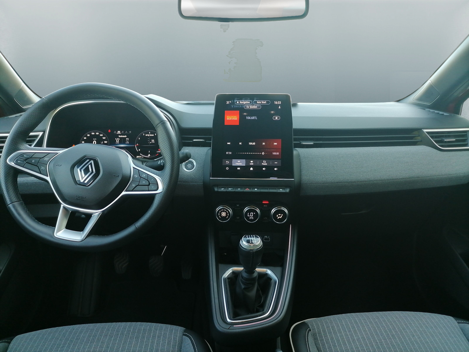 Renault Clio – Bild 8