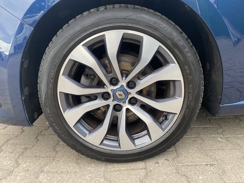 Fahrzeugabbildung Megane Grandtour INTENS E-TECH PLUG-IN 160 Bild 19 von 19