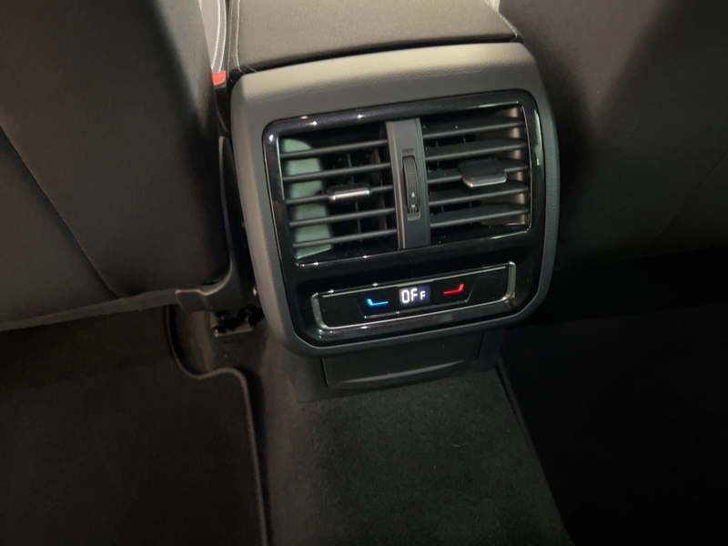 VW Passat Variant