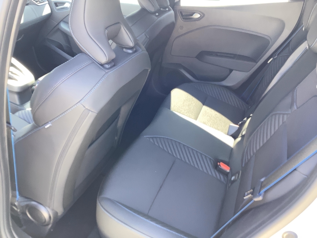 Renault Clio – Bild 8