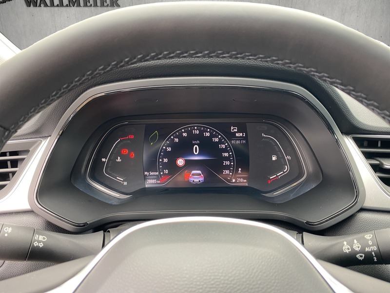 Fahrzeugabbildung Captur Techno TCe 140 Bild 11 von 15