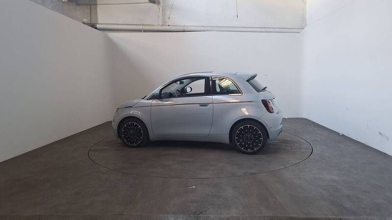 Fiat 500e Berline MY22 Serie 1 Step 1