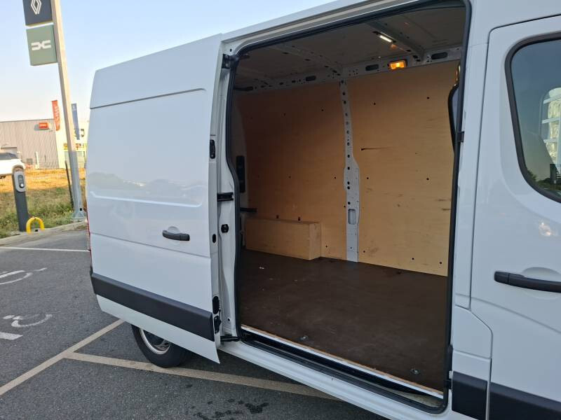Renault Master III