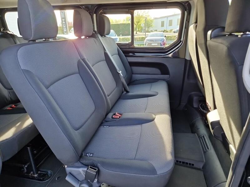 Renault Trafic Combi