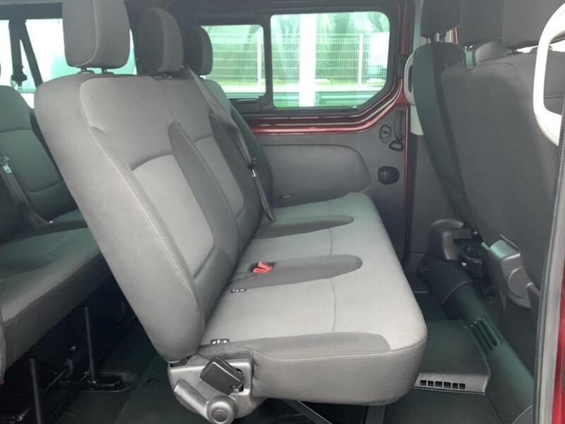 Renault Trafic Combi