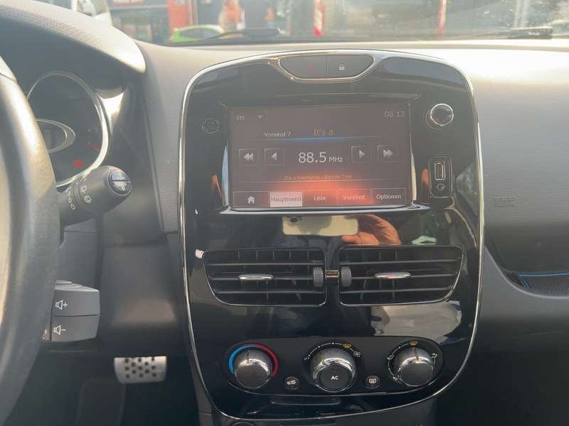 Fahrzeugabbildung Clio ABS Fahrerairbag ESP ZV Bild 11 von 21