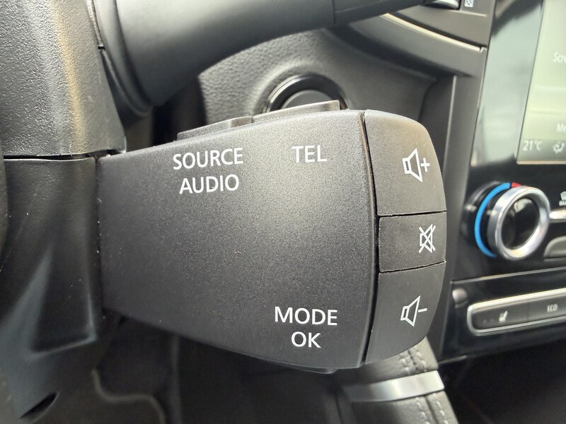 Fahrzeugabbildung Koleos X-Tronic-CVT Bild 19 von 46