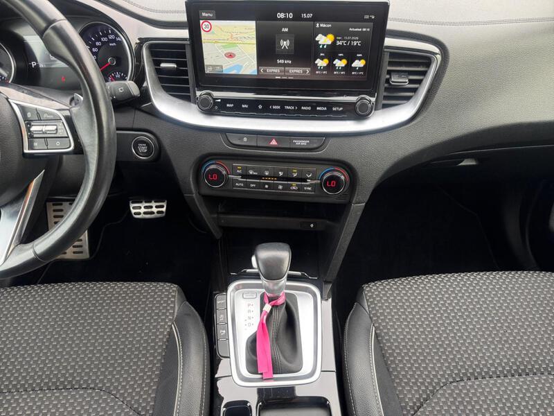 KIA Xcee'D