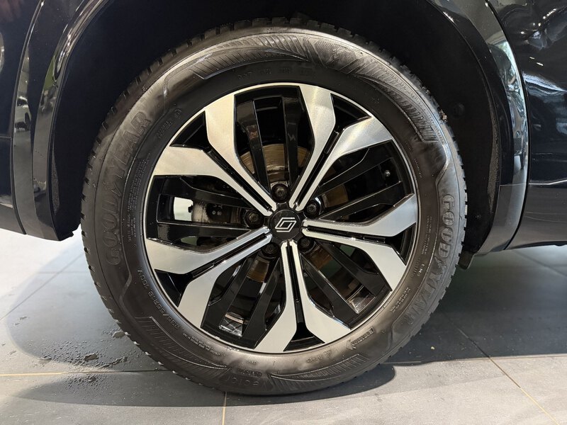 Fahrzeugabbildung Austral Equilibre Mild Hybrid 140 PS Bild 50 von 50