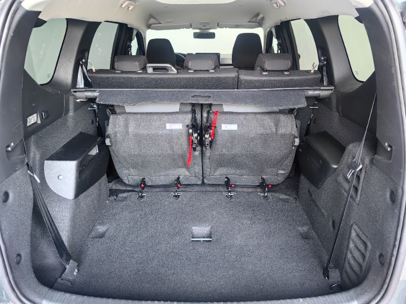 DACIA Jogger 2023 — imagine 11