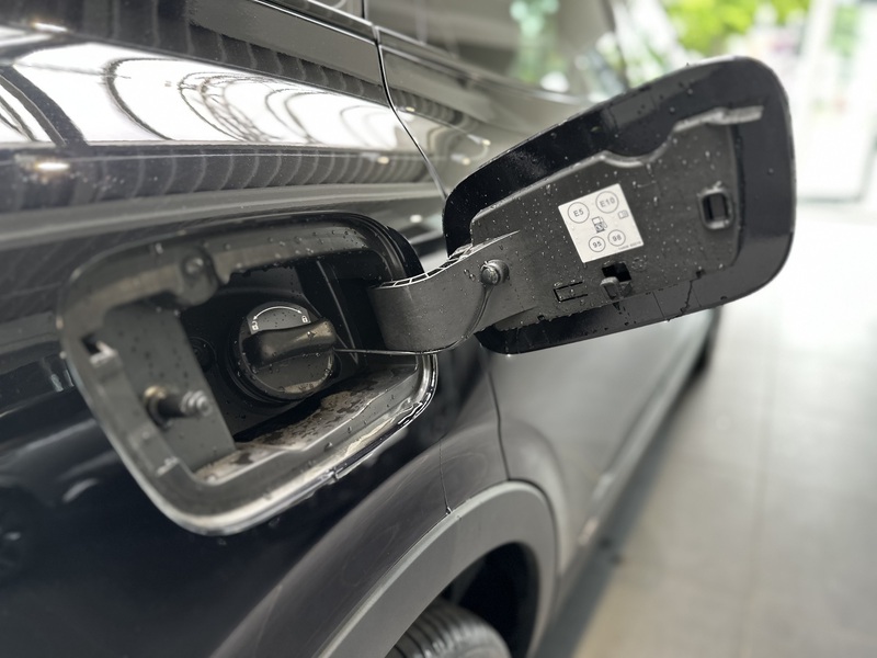 Fahrzeugabbildung Arkana Esprit Alpine 160 PS EDC Mild Hybrid Bild 18 von 50