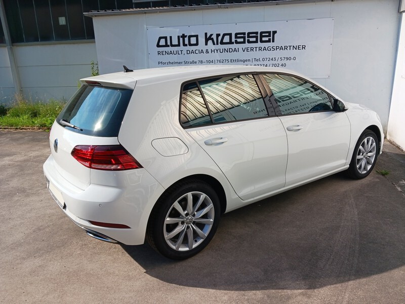Fahrzeugabbildung Golf Highline 1.5 TSI Start&Stop MT  Bild 6 von 30