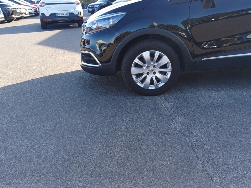 Fahrzeugabbildung Captur Experience Bild 7 von 16