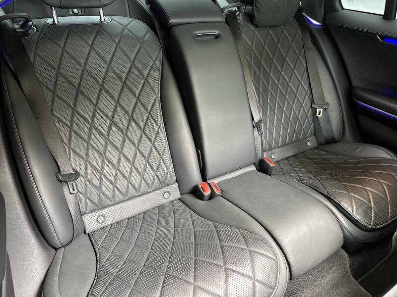 Mercedes-Benz S 400