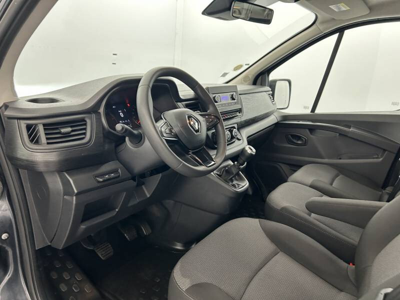 Renault Trafic Combi