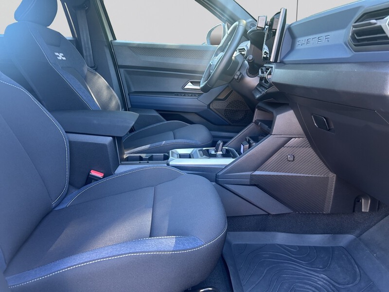 Fahrzeugabbildung Duster E-TECH Hybrid 140 Journey*NAVI*360* Bild 8 von 15