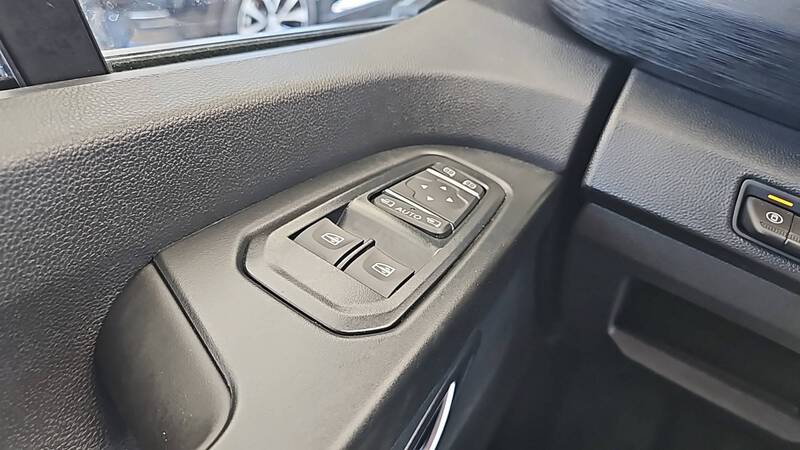 Renault Trafic Combi