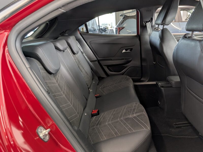 Fahrzeugabbildung Mokka 1.2 Turbo Ultimate Automatik Bild 12 von 33