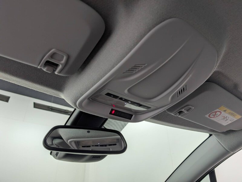 Fahrzeugabbildung Crossland 1.2 GS Line Kamera LED CarPlay Bild 34 von 37