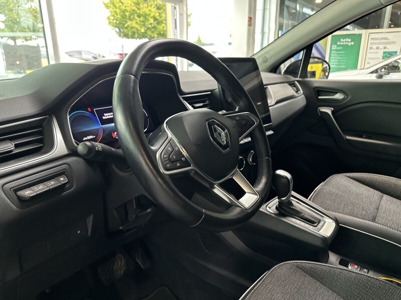 Fahrzeugabbildung Captur INTENS E-TECH Plug-in 160  Bild 32 von 50