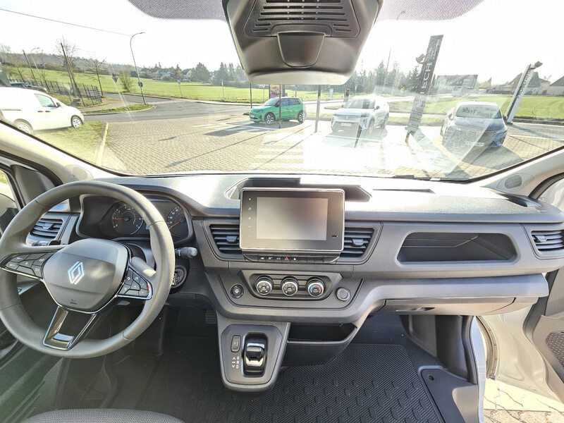 Fahrzeugabbildung Trafic Lkw Komfort L2H1 3,1t Blue dCi 150 Aut. Bild 10 von 12