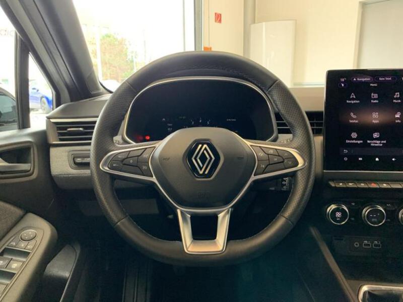 Fahrzeugabbildung Clio Techno Bild 15 von 15