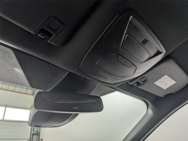 Fahrzeugabbildung Kuga 1.5 EcoBoost ST-Line Sony Keyfree Bild 40 von 44