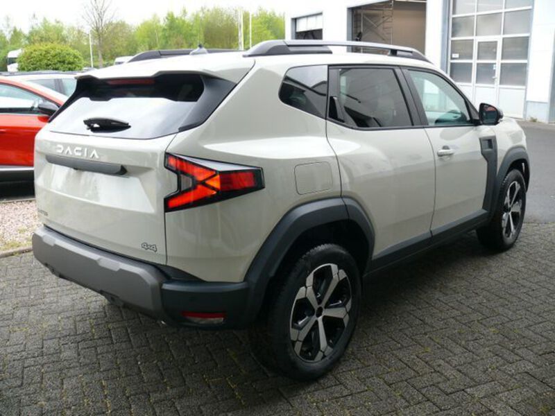 Fahrzeugabbildung Duster DUSTER Journey mild hybrid 1 Bild 2 von 30