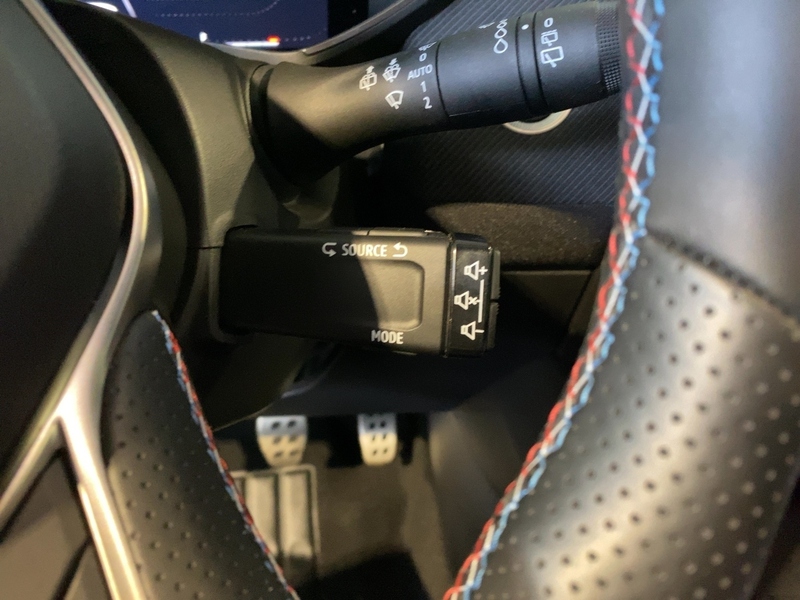 Fahrzeugabbildung Clio Esprit Alpine TCe 90 Bild 16 von 19