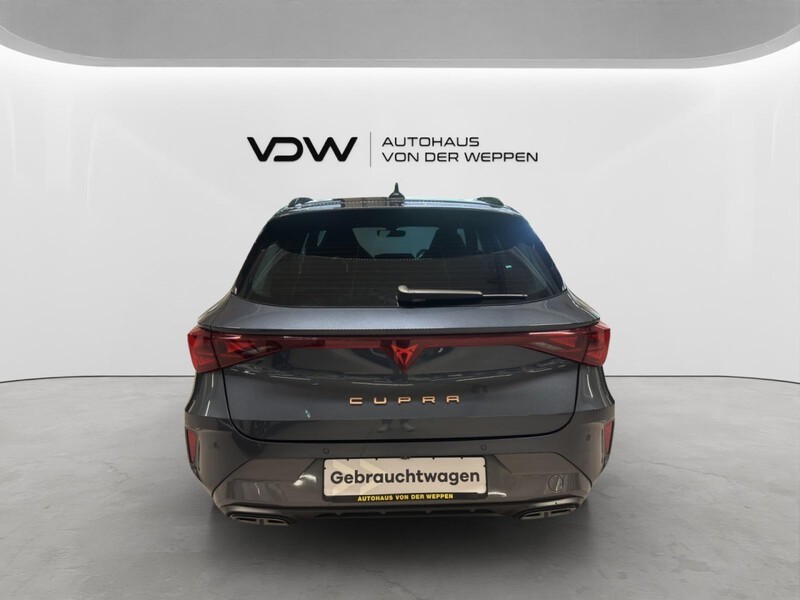 Fahrzeugabbildung Leon Sportstourer 1.5 eTSI 110 kW (150 PS) 7-Gang-DSG Bild 6 von 15